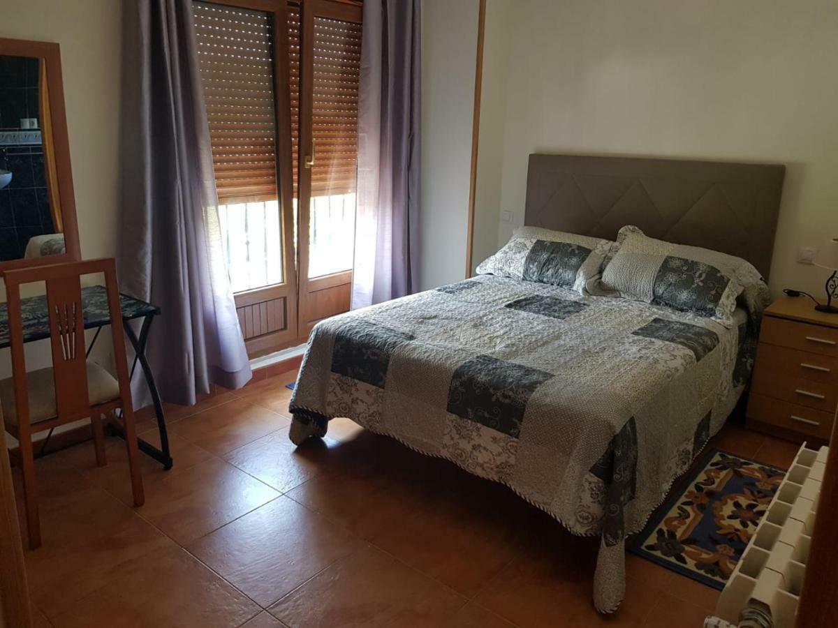 Hotel La Oliva à Orena Extérieur photo